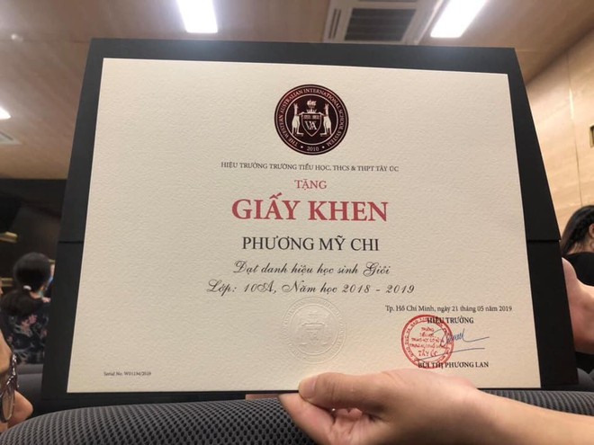 Phương Mỹ Chi bật kh&oacute;c v&igrave; x&uacute;c động khi đạt th&agrave;nh t&iacute;ch học tập đ&aacute;ng ngưỡng mộ d&ugrave; bận rộn chạy show li&ecirc;n tục - Ảnh 1.
