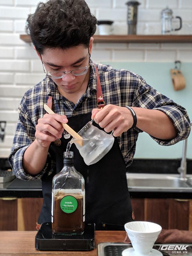 Tr&ecirc;n tay Google Pixel 3a tại Việt Nam: kh&ocirc;ng đẹp, 1 camera nhưng ho&agrave;n to&agrave;n c&oacute; thể khiến nhiều &ocirc;ng lớn ngh&igrave;n đ&ocirc; t&acirc;m phục, khẩu phục - Ảnh 26.