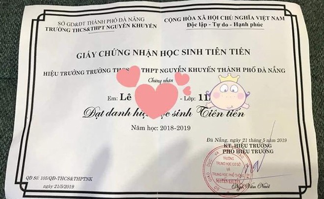 Chứng nhận học sinh tiên tiến giống tờ rao vặt - Ảnh 1.