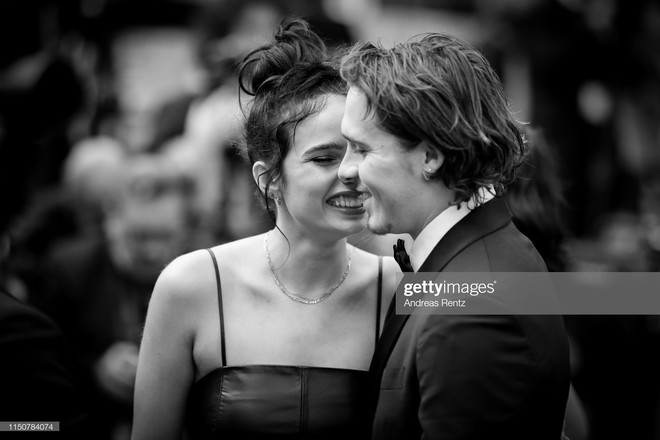 Top khoảnh khắc đắt giá nhất Cannes 2019: Dàn mỹ nhân 9X bất ngờ chiếm đa số, Selena và cặp đôi Brooklyn ấn tượng mạnh - Ảnh 5.