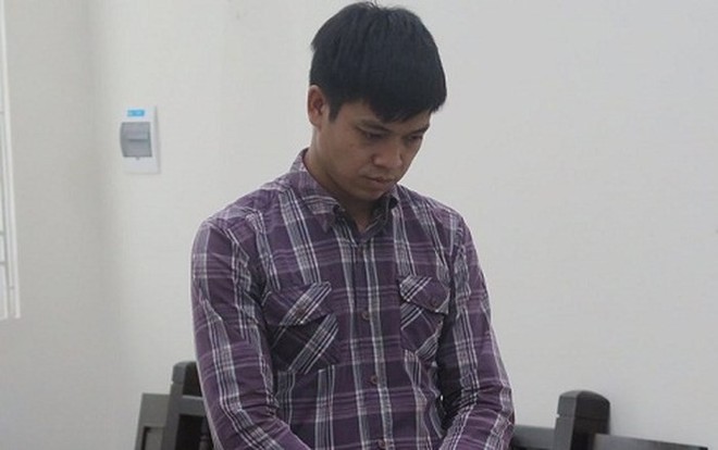 Trộm cả kho h&agrave;ng của c&ocirc;ng ty rồi nhờ bố vợ mang đi giao nộp - Ảnh 1.