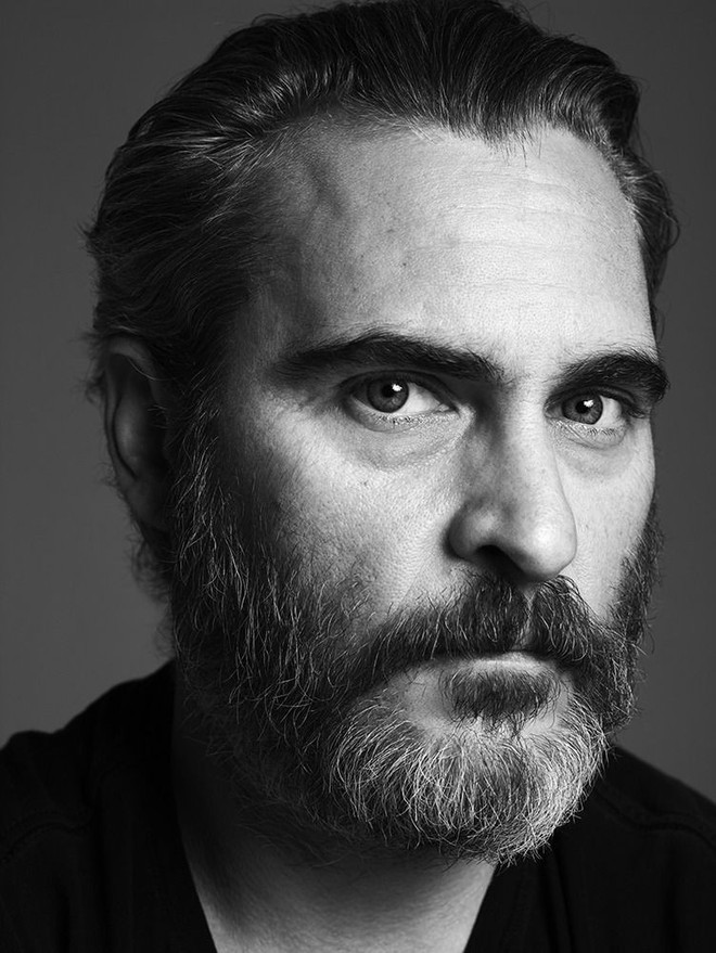 Joaquin Phoenix: Gã Joker điên loạn, khác biệt trên màn ảnh rộng lẫn cuộc sống đời thực! - Ảnh 14.