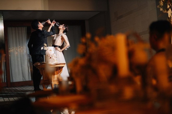 Đám cưới cổ tích bất ngờ của cặp đôi mỹ nam Cung Tâm Kế và nữ diễn viên Mái Ấm Gia Đình sau 5 năm bên nhau - Ảnh 7.