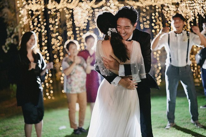 Đám cưới cổ tích bất ngờ của cặp đôi mỹ nam Cung Tâm Kế và nữ diễn viên Mái Ấm Gia Đình sau 5 năm bên nhau - Ảnh 8.