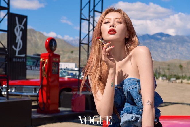 Gây sốc vì mặc như sắp tụt và khoe vòng 3, Hyuna lại sexy đúng đẳng cấp nữ hoàng gợi cảm ở khoảnh khắc kín đáo nhất - Ảnh 2.