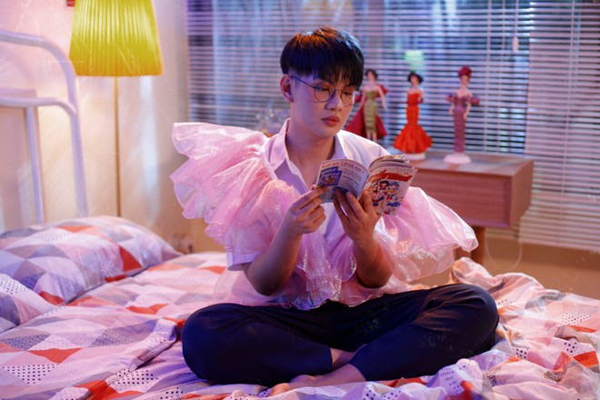 Đào Bá Lộc khoác áo váy điệu đà, hoá thân thành búp bê Barbie trong teaser MV mới - Ảnh 2.
