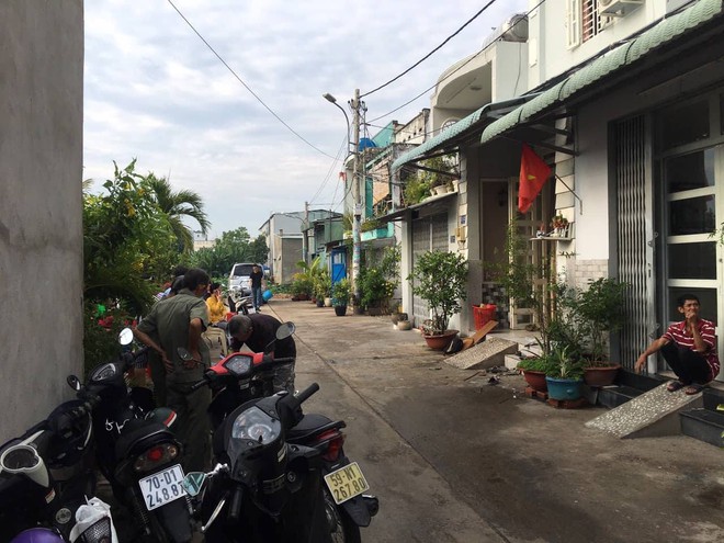 N&oacute;ng: Nghi &aacute;n thanh ni&ecirc;n ng&aacute;o đ&aacute; s&aacute;t hại 3 người trong gia đ&igrave;nh - Ảnh 1.