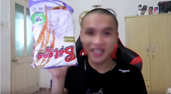 Prank HD - Thanh ni&ecirc;n bị kho&aacute; K&ecirc;nh Youtube v&igrave; l&agrave;m video hướng dẫn chơi ma t&uacute;y l&agrave; ai? - Ảnh 1.
