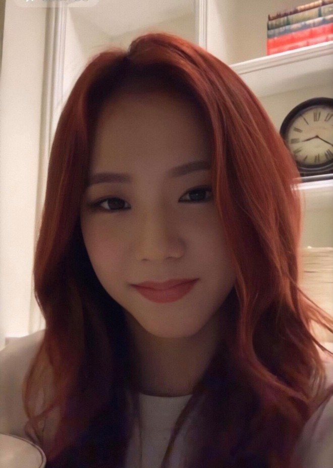 BLACKPINK có bị ảnh hưởng bởi các bình luận chỉ trích trong thời gian qua hay không, đây là câu trả lời cực cool của Jisoo! - Ảnh 1.