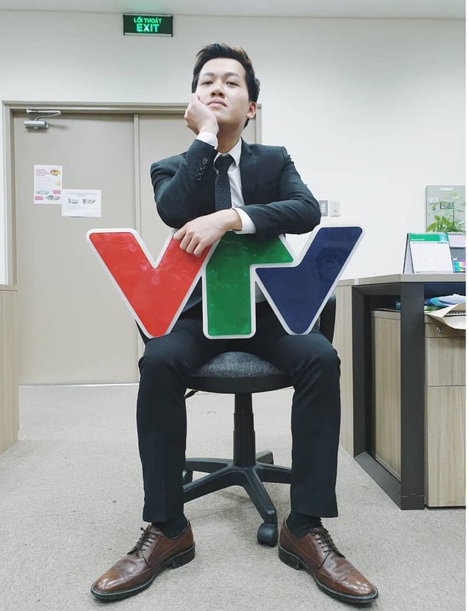 Than: Muốn vứt toẹt mọi thứ v&igrave; đầu nặng như b&uacute;a tạ, l&uacute;c n&agrave;o cũng đau đớn - MC Trần Ngọc của VTV đang gặp chuyện g&igrave; thế? - Ảnh 3.