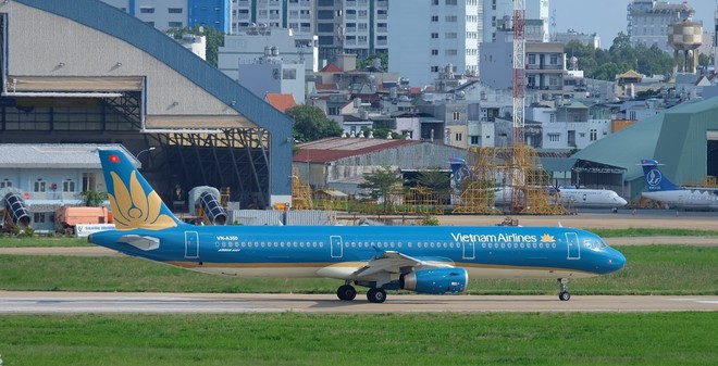 Vietnam Airlines thông tin chính thức việc chuyến bay quốc tế bị delay để chờ 1 vị khách - Ảnh 2.