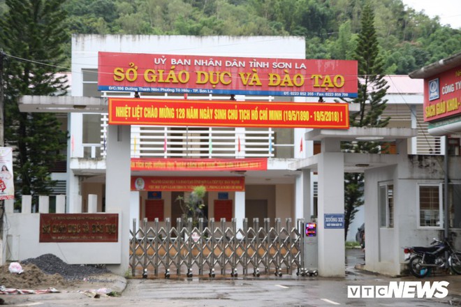 Bị c&ocirc;ng an triệu tập, 6 người nhờ n&acirc;ng điểm cho th&iacute; sinh ở Sơn La khai g&igrave;? - Ảnh 1.