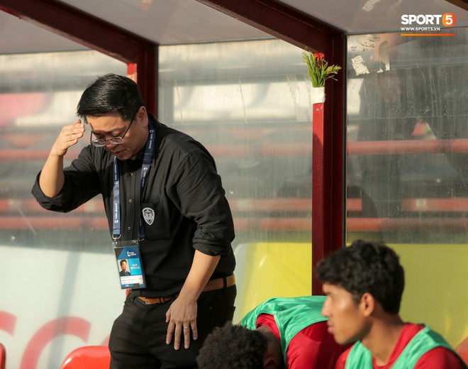 Đội bóng của Lâm Tây dùng bùa lạ ở khu vực kỹ thuật, chấm dứt vận đen ở Thai League - Ảnh 3.
