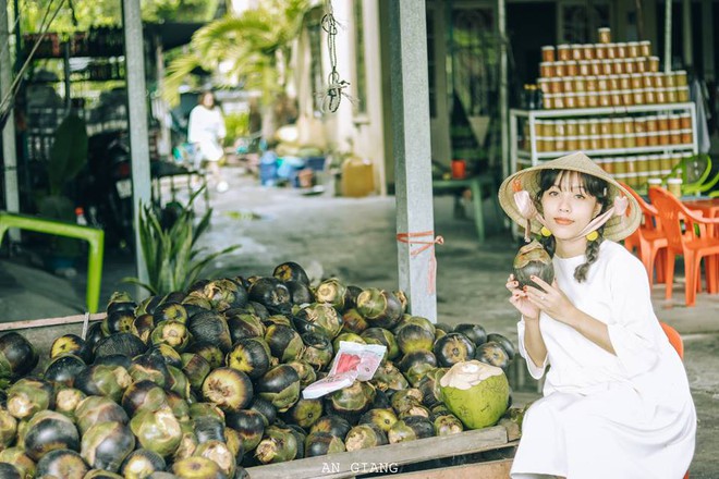 Ai bảo An Giang kh&ocirc;ng c&oacute; g&igrave; chơi th&igrave; học ngay b&iacute; k&iacute;p du lịch của hội bạn n&agrave;y nh&eacute;, đảm bảo chuẩn kh&ocirc;ng cần chỉnh - Ảnh 7.