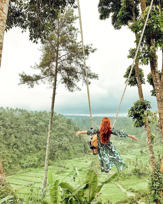 Cần gì đến Bali, tại Việt Nam cũng có xích đu gỗ view trọn thung lũng tha hồ cho bạn “thót tim” bay lượn! - Ảnh 1.