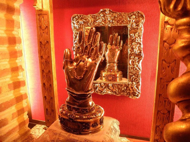 Ngạc nhi&ecirc;n chưa, ho&aacute; ra Găng Tay V&ocirc; Cực l&agrave; ho&agrave;n to&agrave;n c&oacute; thật từ 400 năm trước! - Ảnh 7.