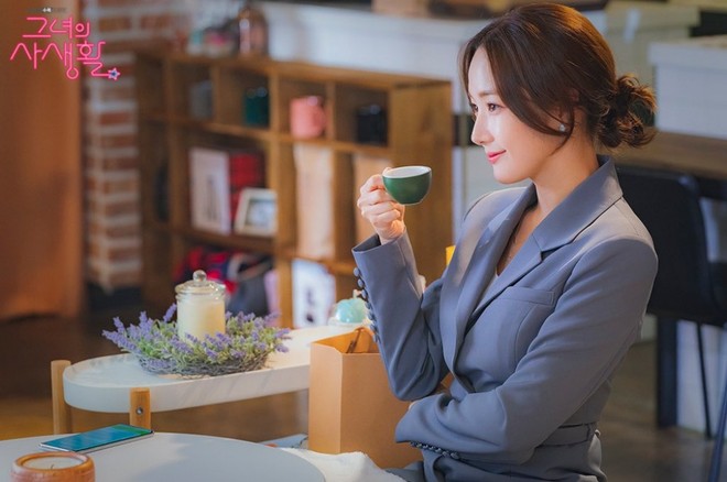 Bị chê là nữ hoàng dao kéo nhưng Park Min Young vẫn có khối bí quyết giữ dáng đáng học hỏi, đặc biệt là công thức thu nhỏ chân - Ảnh 3.