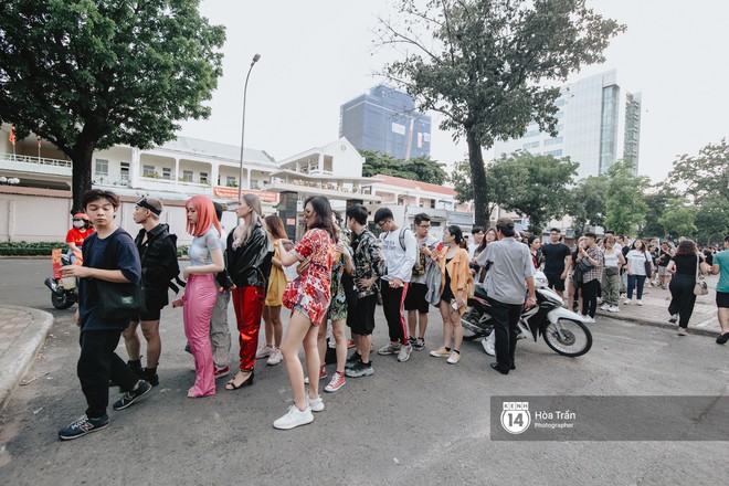 Giới trẻ Sài Gòn cùng loạt nghệ sĩ đình đám như Vũ, Đen Vâu, Suboi hoà mình vào bữa tiệc âm nhạc hoành tráng tại Thơm Music Festival - Ảnh 5.