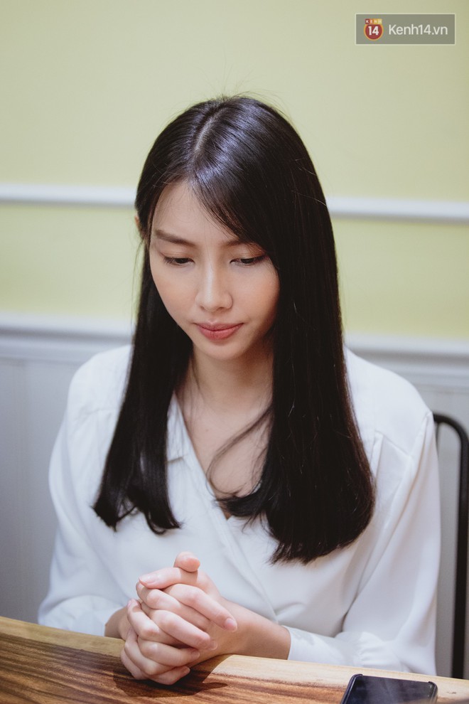 Người đẹp nh&acirc;n &aacute;i Th&ugrave;y Ti&ecirc;n c&ugrave;ng luật sư gặp truyền th&ocirc;ng, khẳng định kh&ocirc;ng nhận bất cứ khoản tiền 1,5 tỷ đồng n&agrave;o - Ảnh 6.
