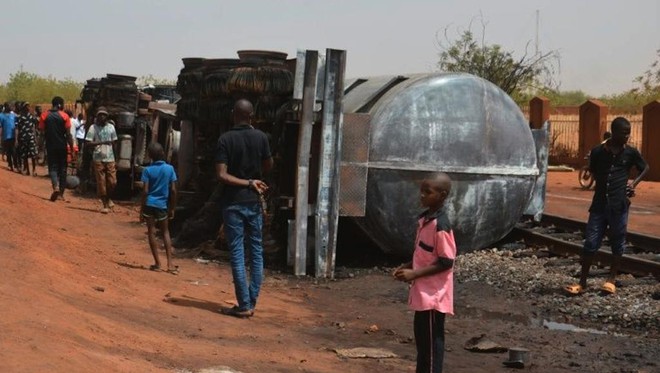 Nổ xe chở dầu ở Niger có thêm người thiệt mạng