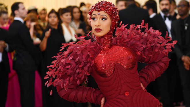 Vác cặp nhũ hoa trị giá tới 12 tỷ VNĐ đến Met Gala 2019, Cardi B mà lố số 2 thì không ai dám nhận số 1  - Ảnh 2.