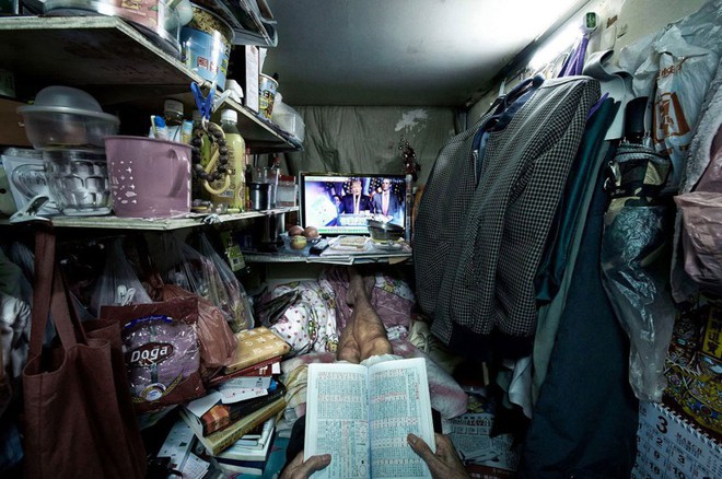 Cuộc sống của người đàn ông vô gia cư gốc Việt ở nơi nghèo nhất Hong Kong và sự tương phản nghiệt ngã của thành phố hoa lệ bậc nhất hành tinh - Ảnh 12.