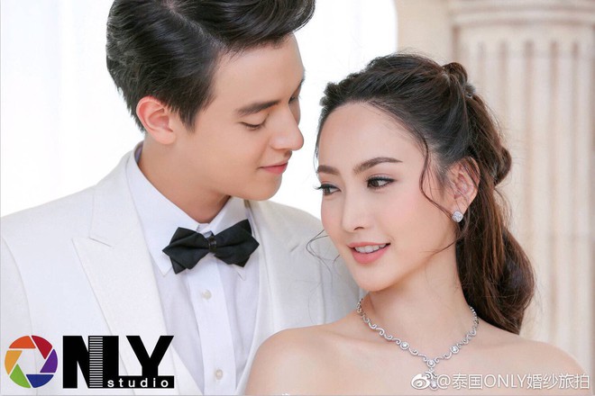 Chàng trai vàng trong làng lái máy bay showbiz Thái: Dàn tình màn ảnh đã hơn tuổi, bạn gái ngoài đời cũng chẳng tha - Ảnh 10.