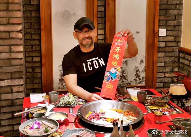 Buổi khai trương quán lẩu tại Bắc Kinh bất ngờ hot nhờ dàn sao hạng A Triệu Vy, Đồng Lệ Á tới chúc mừng - Ảnh 8.