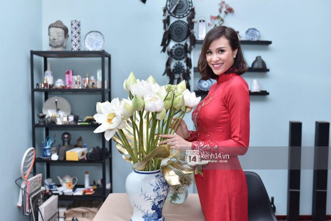MC Phương Mai diện &Aacute;o d&agrave;i đỏ, rạng rỡ trong lễ ăn hỏi với &ocirc;ng x&atilde; người Ba Lan - Ảnh 6.