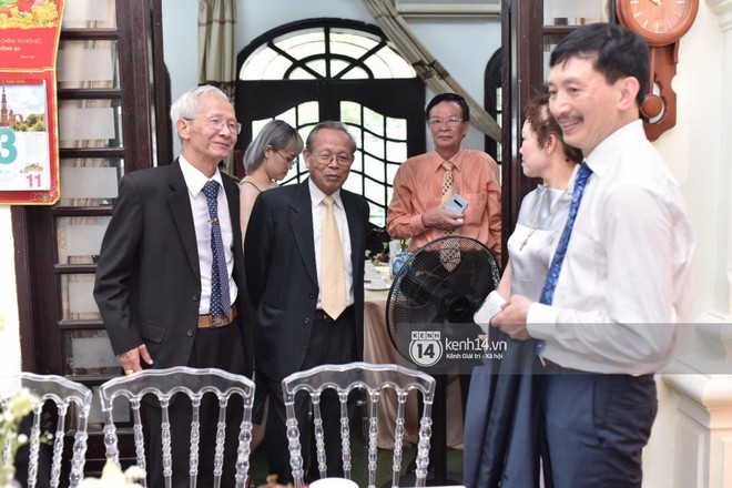 MC Phương Mai diện &Aacute;o d&agrave;i đỏ, rạng rỡ trong lễ ăn hỏi với &ocirc;ng x&atilde; người Ba Lan - Ảnh 4.