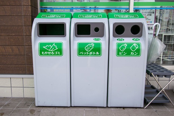 Một bước v&agrave;o cửa h&agrave;ng tiện lợi, c&oacute; được cả thế giới m&igrave;nh cần - l&yacute; do m&agrave; c&aacute;c konbini được cả người bản địa lẫn kh&aacute;ch du lịch m&ecirc; t&iacute;t - Ảnh 13.