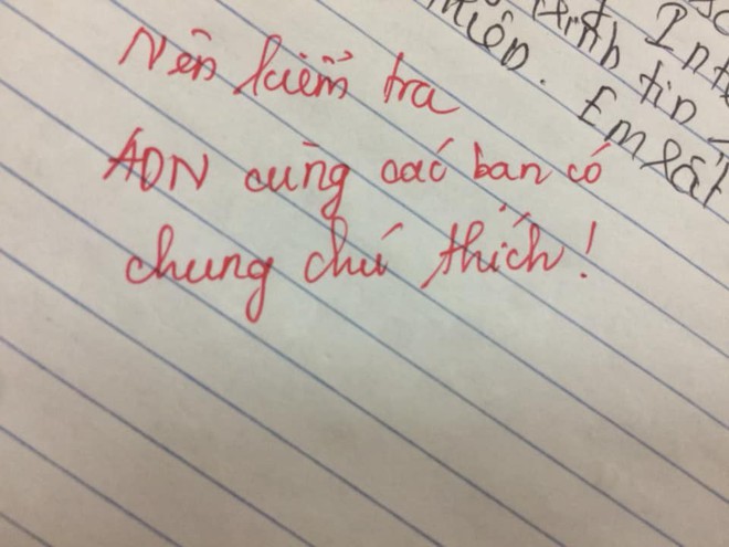 Học trò làm bài giống nhau, giáo viên phê một câu khiến ai cũng bật cười: Nên kiểm tra ADN những bạn có chung chú thích... - Ảnh 2.