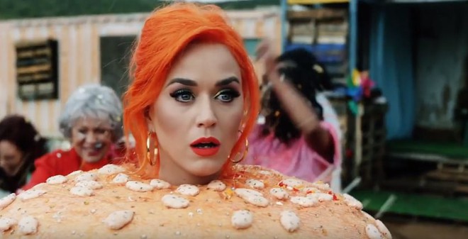 Cần gì đợi đến lúc ra MV chung, Katy Perry đã gửi lời yêu thương tới Taylor Swift từ lâu lắm rồi! - Ảnh 3.