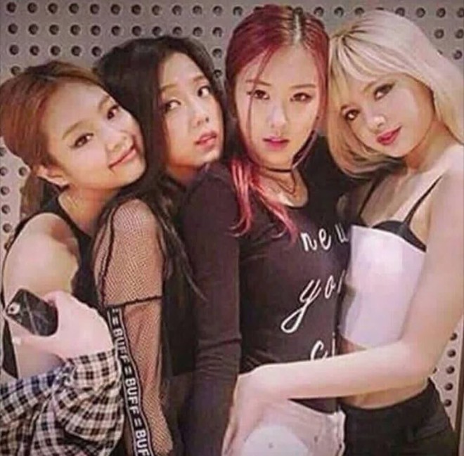 Nhan sắc quá khứ gây tranh cãi của 3 thành viên BLACKPINK: Quá khác, liệu dao kéo hay nhờ chiêu thần kỳ này? - Ảnh 18.