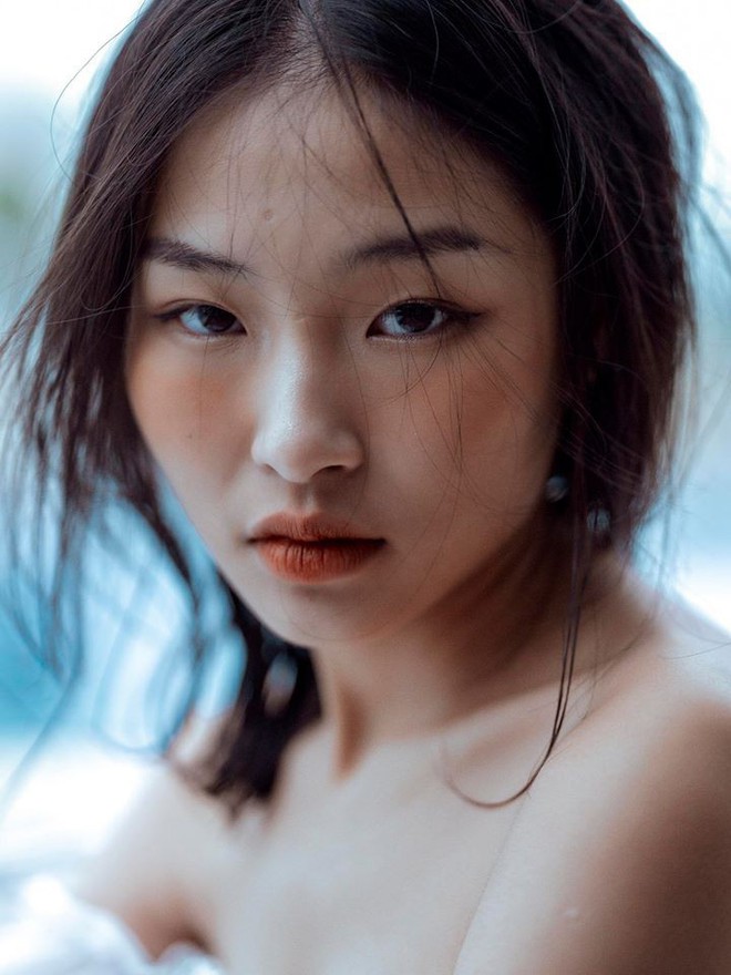 Sở hữu đường nét khuôn mặt xinh lạ như người Hàn nhưng cô gái này cho biết luôn e ngại khi bị người khác nhận ra - Ảnh 3.