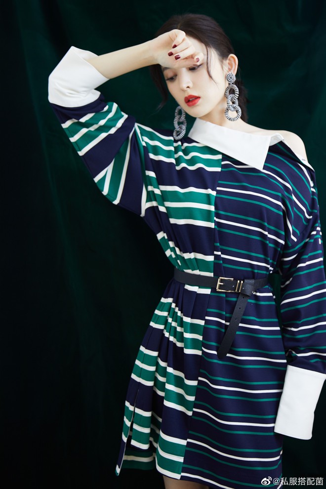 Cùng là váy hiệu 25 triệu mà Victoria Song như mặc đồ Taobao, Cổ Lực Na Trát lại đẳng cấp khác một trời một vực - Ảnh 5.