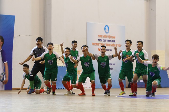 H&agrave;nh tr&igrave;nh đến ng&ocirc;i v&ocirc; địch k&eacute;p VUG 2019 của ĐH T&ocirc;n Đức Thắng  - Ảnh 5.