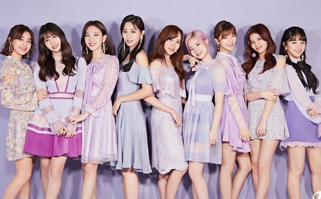 Cho BTS ngửi khói, đây là con số khủng giúp TWICE trở thành nghệ sỹ Hàn cá kiếm nhất tại Nhật Bản - Ảnh 2.