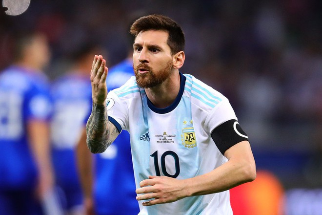 Một siêu sao nổi tiếng khô khan, rụt rè như Messi cuối cùng cũng biết cách chiều fan bằng hành động thân thương này - Ảnh 4.