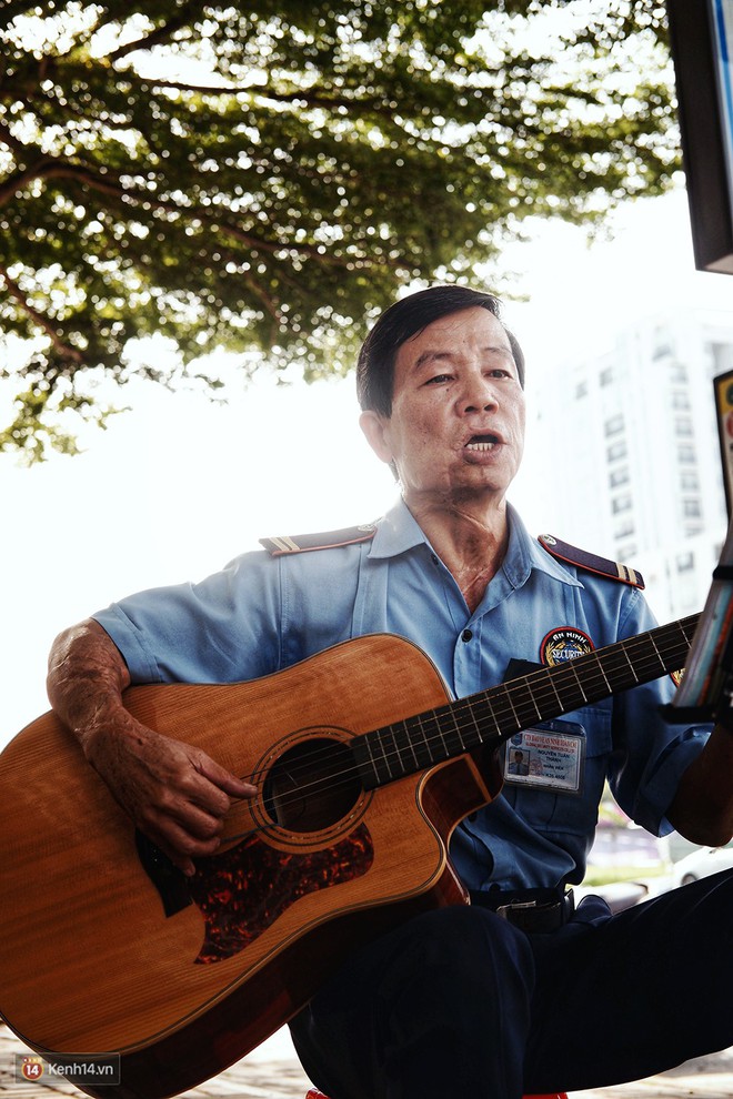 Y&ecirc;u đời như ch&uacute; bảo vệ ở S&agrave;i G&ograve;n: Mỗi ng&agrave;y đi l&agrave;m sớm 30 ph&uacute;t để đ&agrave;n h&aacute;t trước khi v&agrave;o ca - Ảnh 7.