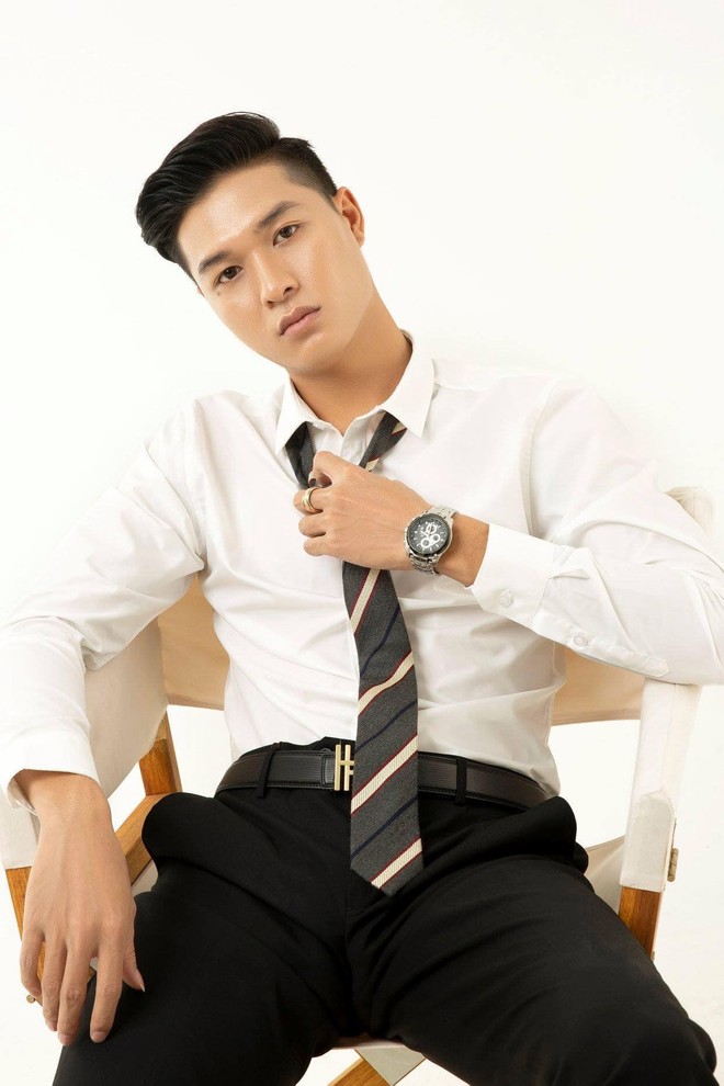 Hotboy l&agrave;ng game Li&ecirc;n Qu&acirc;n Mobile Việt - FL.Gấu: T&ocirc;i vẫn bị thay ra cho d&ugrave; đ&atilde; đ&aacute;nh rất tốt ở những v&aacute;n đấu trước đ&oacute;... - Ảnh 2.
