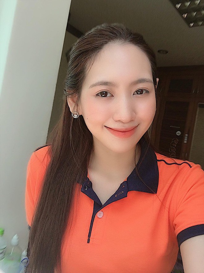 Ảnh đời thường của dàn mỹ nhân lọt top Miss World: Người mặt mộc không tì vết, nữ sinh 10x gây chú ý vì quá xinh! - Ảnh 11.