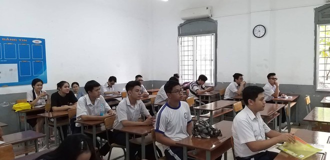 TP.HCM: Một thí sinh đau ruột thừa được đặc cách không làm thủ tục thi tốt nghiệp THPT Quốc gia 2019 - Ảnh 7.