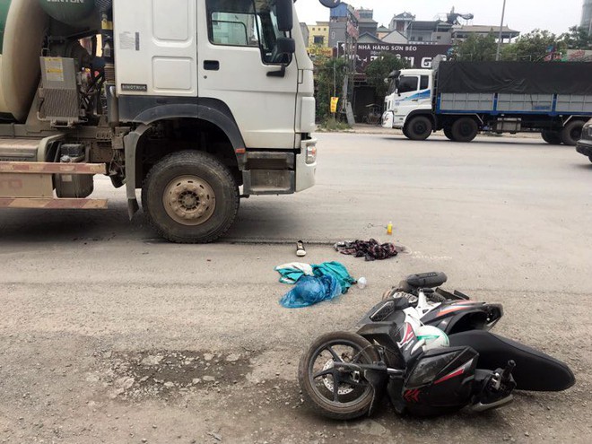 Hà Nội: Nam sinh gặp tai nạn khi đang trên đường trở về sau buổi sáng thi Văn THPT Quốc gia - Ảnh 1.