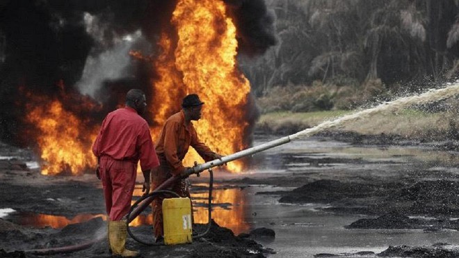  Nổ đường ống dẫn dầu tại Nigeria, nhiều người thiệt mạng  - Ảnh 1.