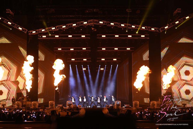 Ai fan BTS cứ an t&acirc;m thi cử, Big Hit vừa bảo b&eacute; ngoan sẽ c&oacute; phim mới Bring The Soul: The Movie cho xem đ&acirc;y n&agrave;y - Ảnh 2.