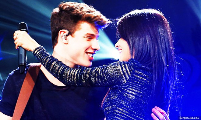 L&yacute; do Shawn Mendes bị gọi hồn khi Camila chia tay: &Aacute;nh mắt ng&acirc;y ngốc d&aacute;n v&agrave;o c&ocirc; bạn từ l&acirc;u d&ugrave; n&agrave;ng c&oacute; bạn trai - Ảnh 7.
