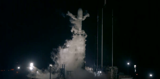Tên lửa của SpaceX đáp trượt, phát nổ trong thử nghiệm được Elon Musk đánh giá là khó nhất lịch sử công ty - Ảnh 1.