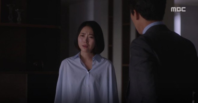 Han Ji Min đánh dấu chủ quyền lên crush Jung Hae In bằng cảnh giường chiếu trong Đêm Xuân tập 12 - Ảnh 6.