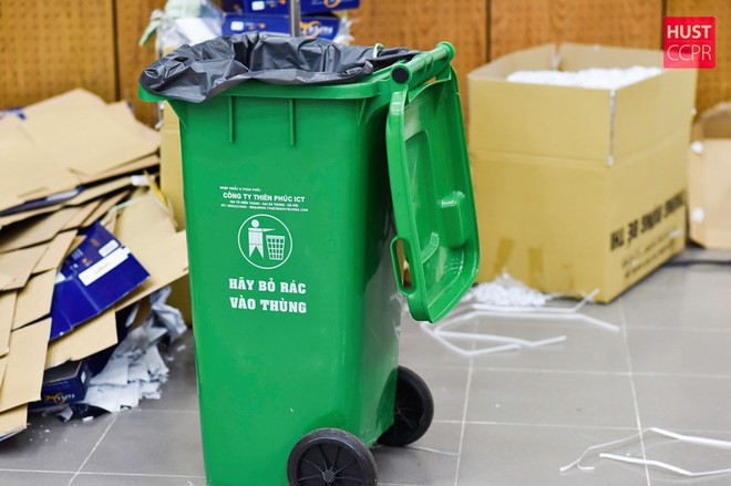 Ảnh: Tận mắt khu vực in sao đề thi cho gần 81.000 thí sinh THPT Quốc gia 2019 - Ảnh 11.